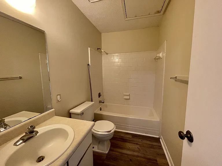 727 S Main St #73 — Photo 8