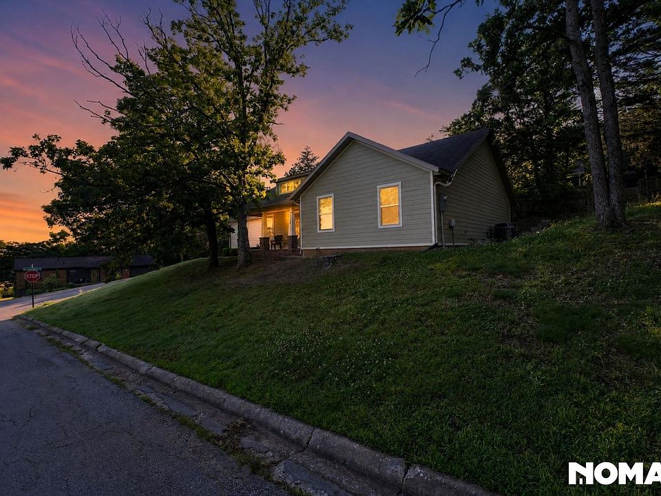1st image of 2088 E Custer Ln