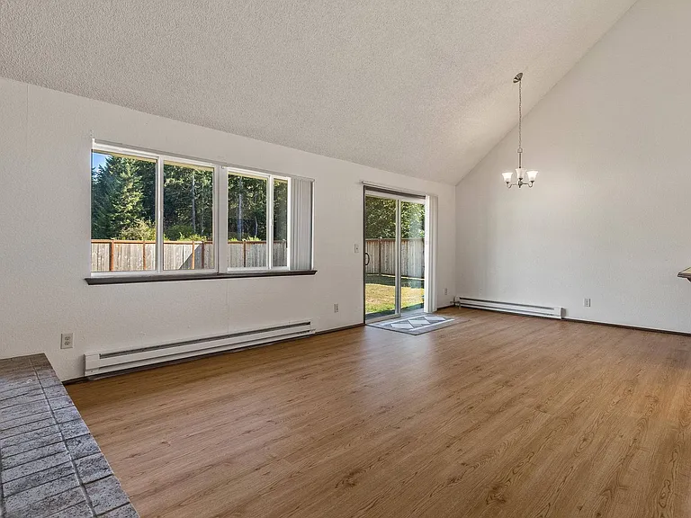 Olympia's Prine Villa Townhomes — Photo 22