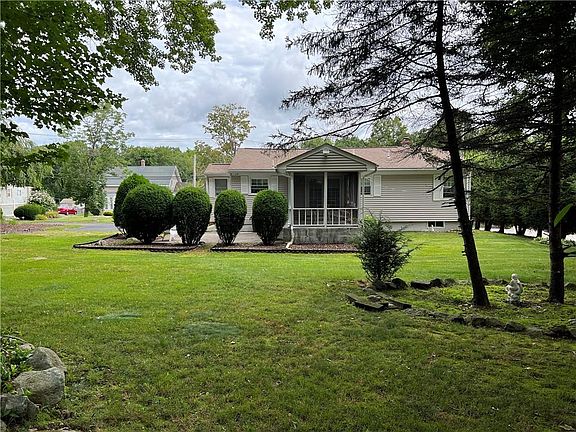 5th image of 628 Greenville Ave