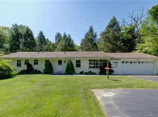 83 Brookside Ln, Mansfield, CT 06250