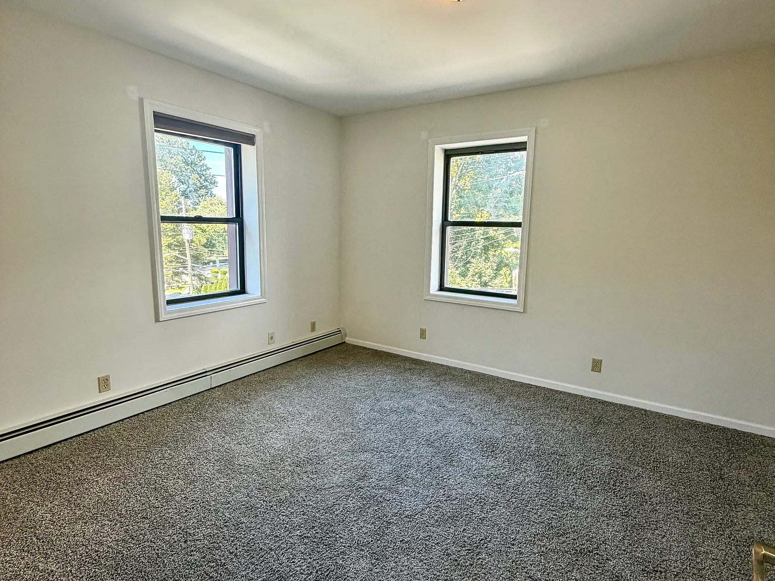 1 bed, 1100 sqft, $2,350 — Photo 4