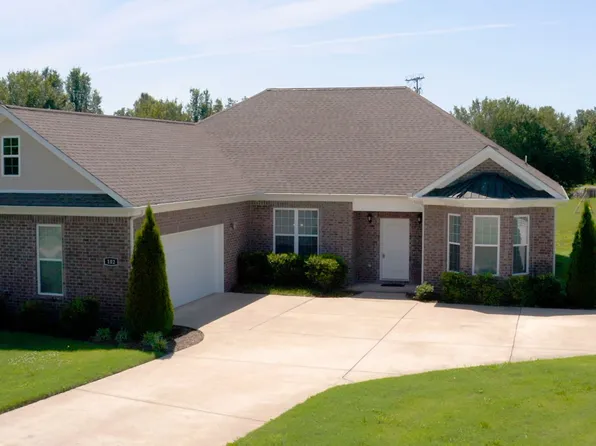 102 Rochester Dr, Shelbyville, TN 37160