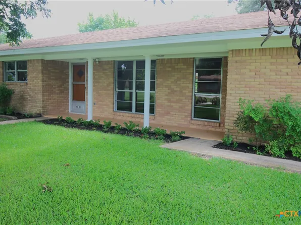 741 W Bell St, Bartlett, TX 76511