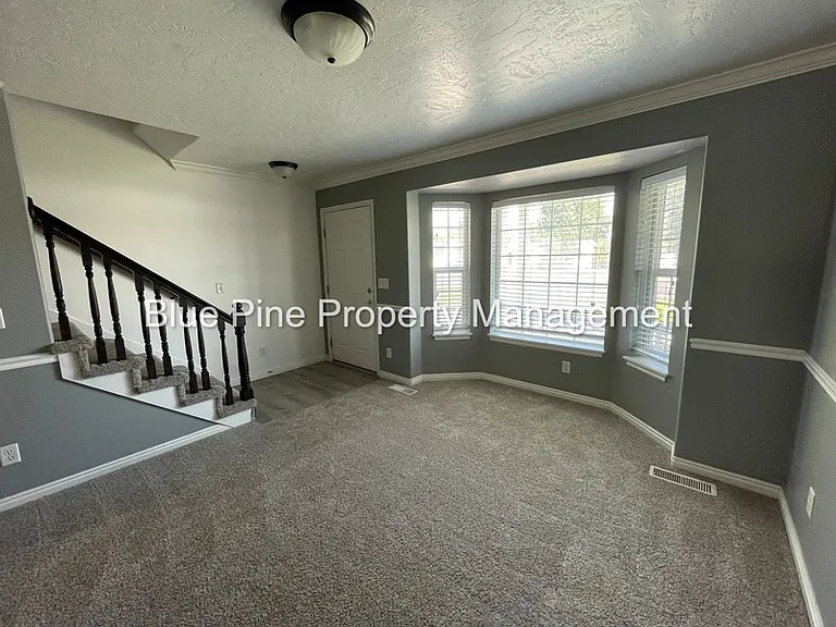 217 Georgetown Dr #1 — Photo 3