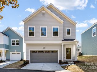 504 Kingsway Cir, Charlotte, NC 28214