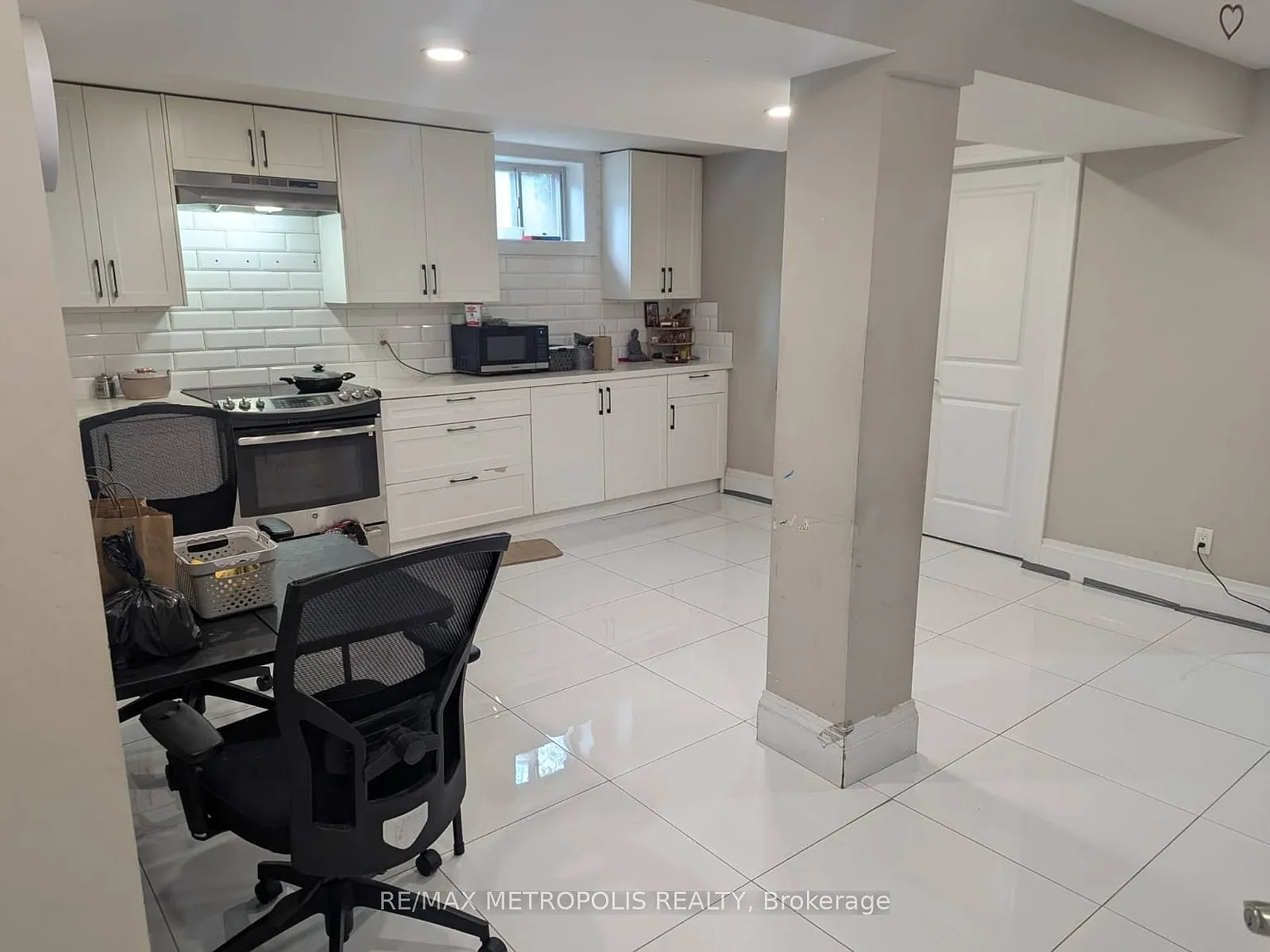 2 bed, $1,950 — Photo 2
