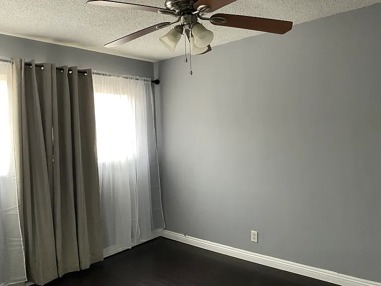 645 Scott Pl — Photo 21