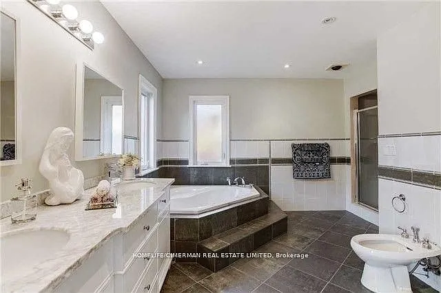 18 Newton Dr — Photo 15