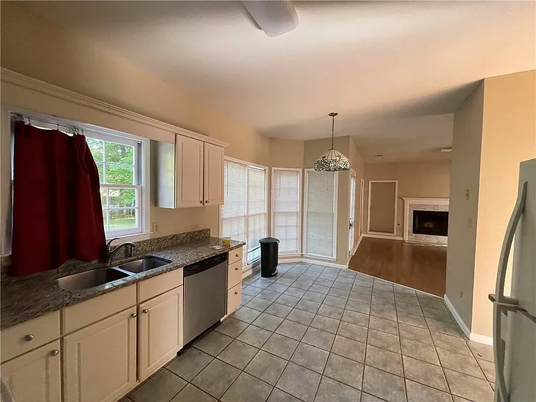 10730 Pinewalk Forest Cir — Photo 10