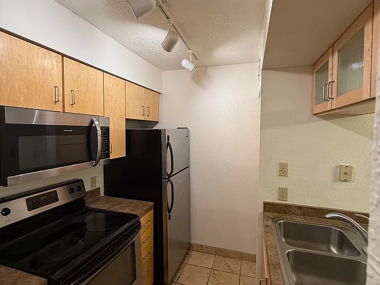 941 Calle Mejia #408 — Photo 5