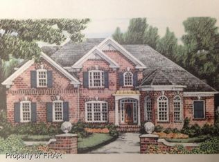 1270 Shawnee Creek Ct, Hope Mills, NC 28348