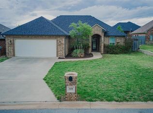 1430 Limestone Way, Elgin, OK 73538