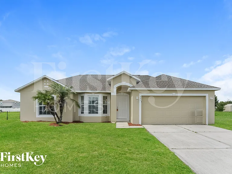 331 Columbo St — Photo 1