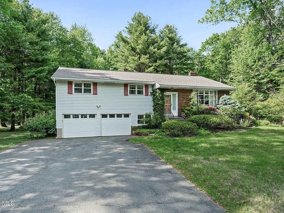 1st image of 723 Grooms Road