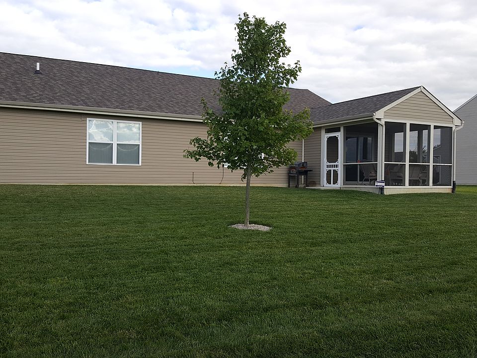 2nd image of 1404 Gleneagle Dr