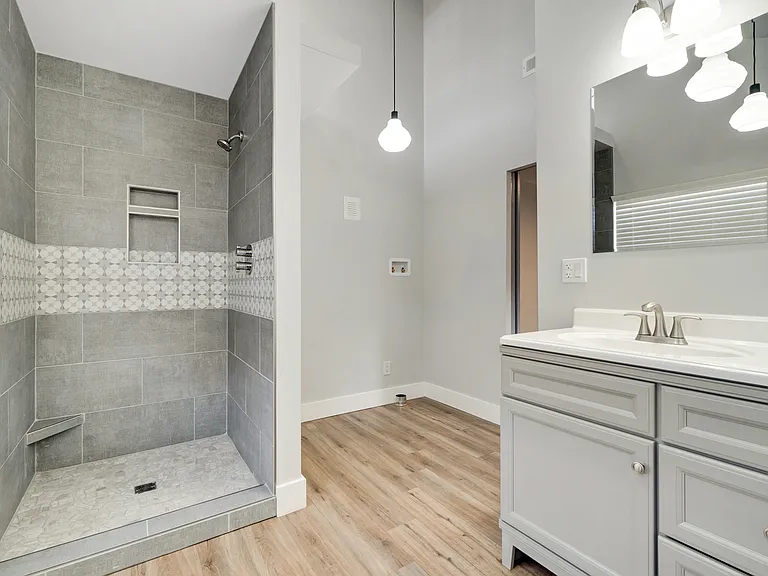 840 Hill Ave — Photo 19