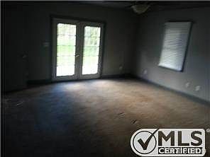 5th image of 945 E Walton Blvd