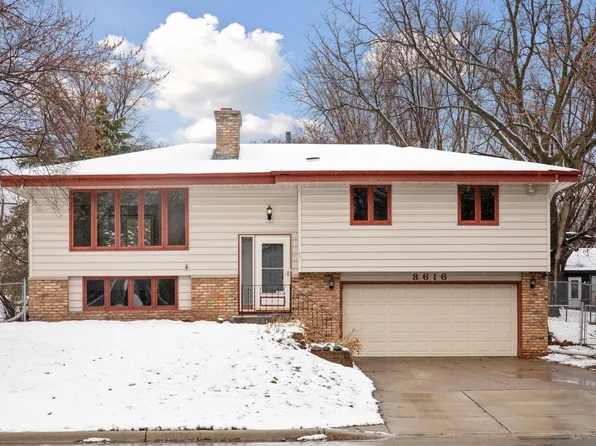 8616 49th Ave N, New Hope, MN 55428