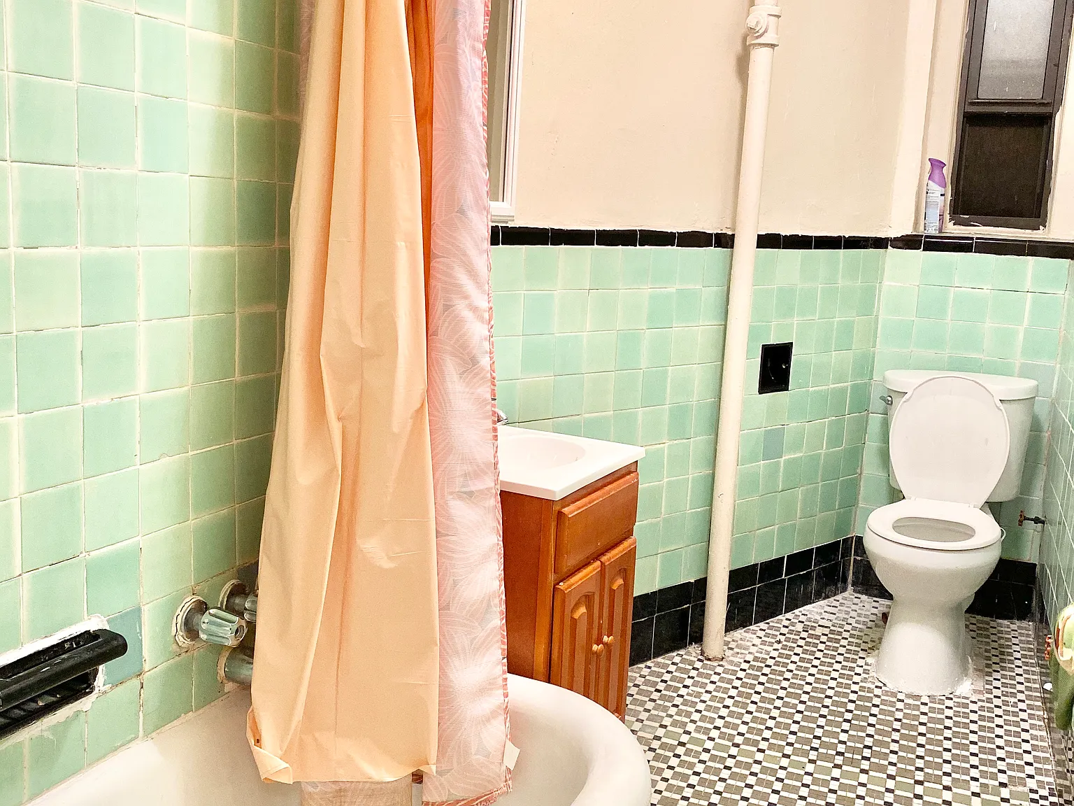 1133 Brighton Beach Avenue — Photo 4