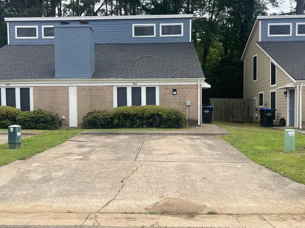 956 Creekside Dr #956, Longview, TX 75604