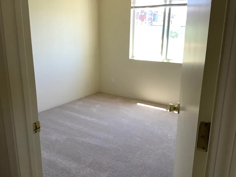604 N Bagby Dr #A — Photo 20