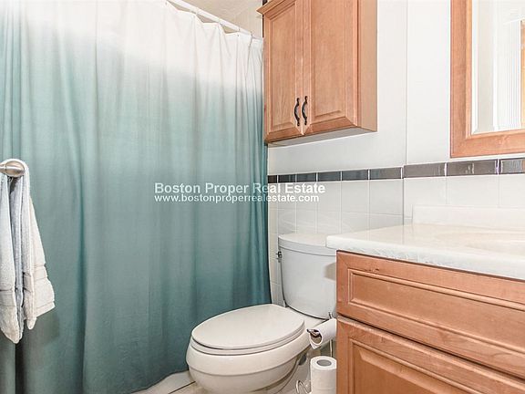 5 Phillips #2 Boston - Beacon Hill Unit Photo 7