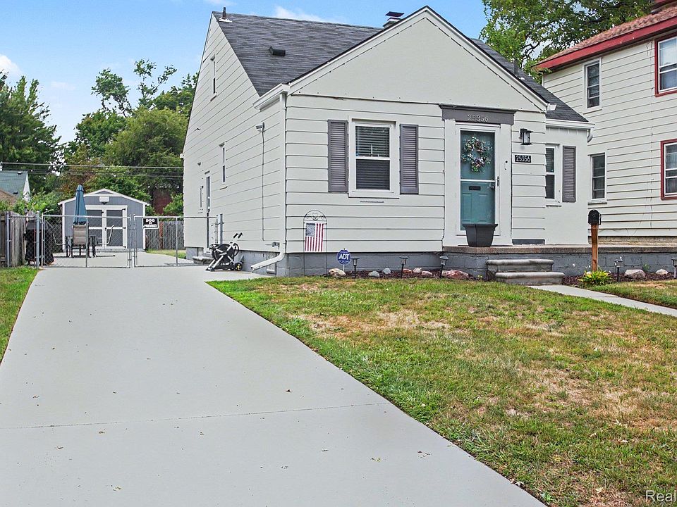 1st image of 25356 Ivanhoe