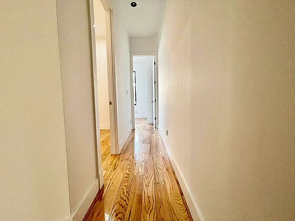 4th image of 277 Menahan St #1A