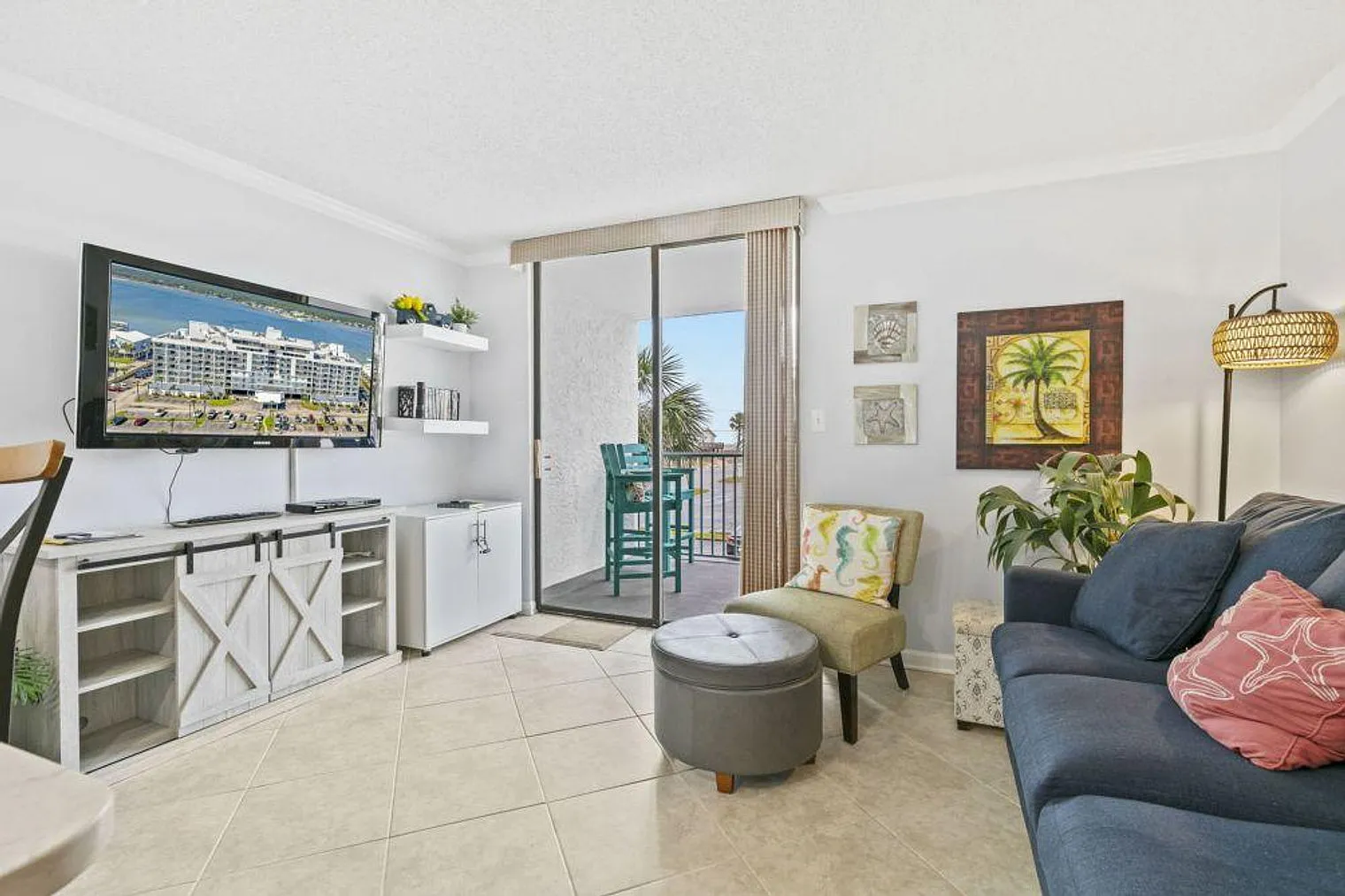 1 bed, 1.0 bath, 484 sqft, $3,000 — Photo 2