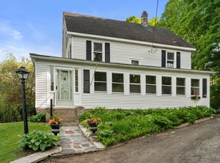 25 Park St, Southborough, MA 01772