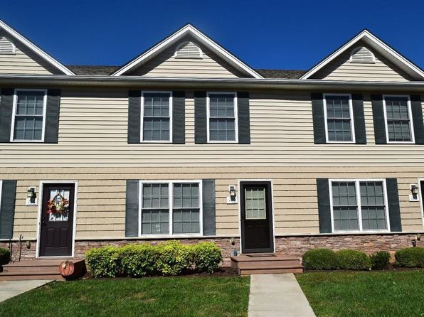142 Old Tavern Cir #1