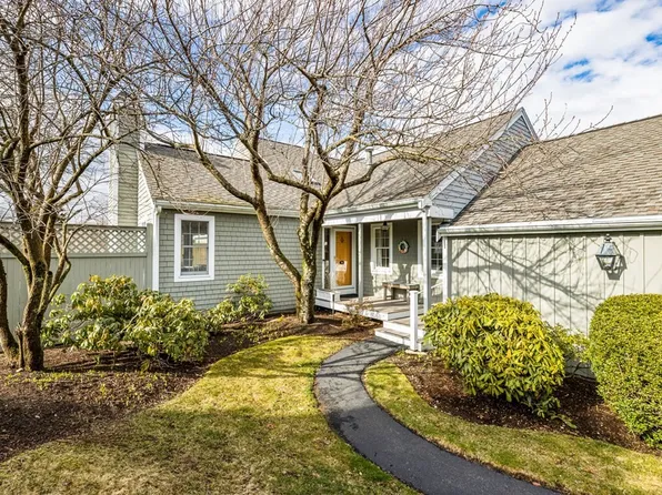 78 Thistle Patch Way, Hingham, MA 02043