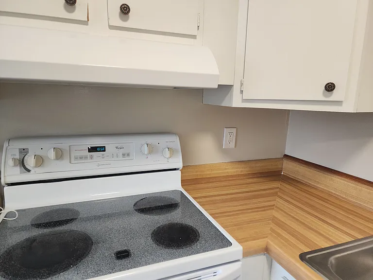 9633 15th Bay St #4 — Photo 30