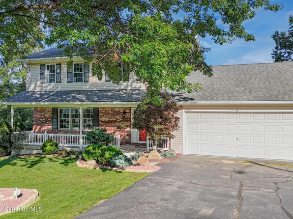 123 Ridgeview Dr, Scranton, PA 18504