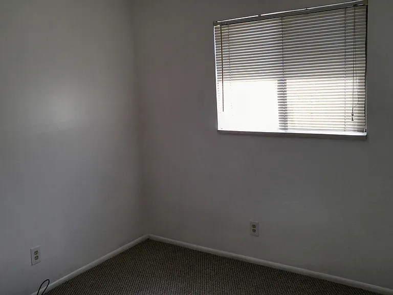 Provo 10 Plex — Photo 18