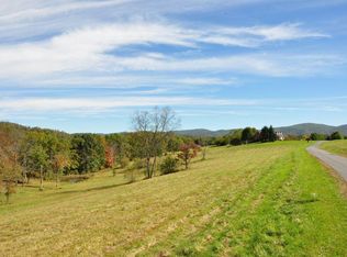 1 Beechwood Rd, Lewisburg, WV 24901