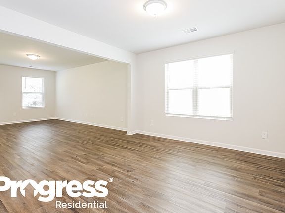 4th image of 428 Pollyanna Dr