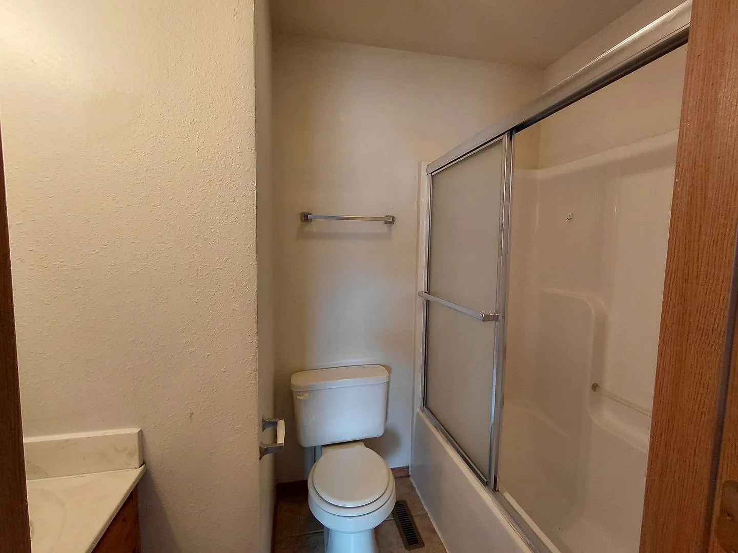 20312 Skyview — Photo 2