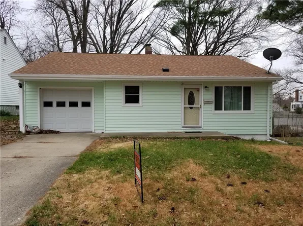 2353 E Hendrix St, Decatur, IL 62521