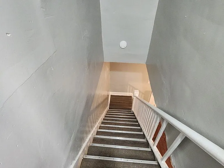2248 N Harding St — Photo 8