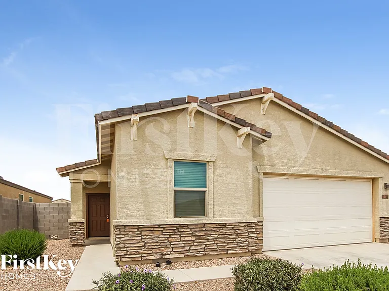 9738 W Getty Dr — Photo 2