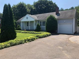 762 Derby Ave, Orange, CT 06477