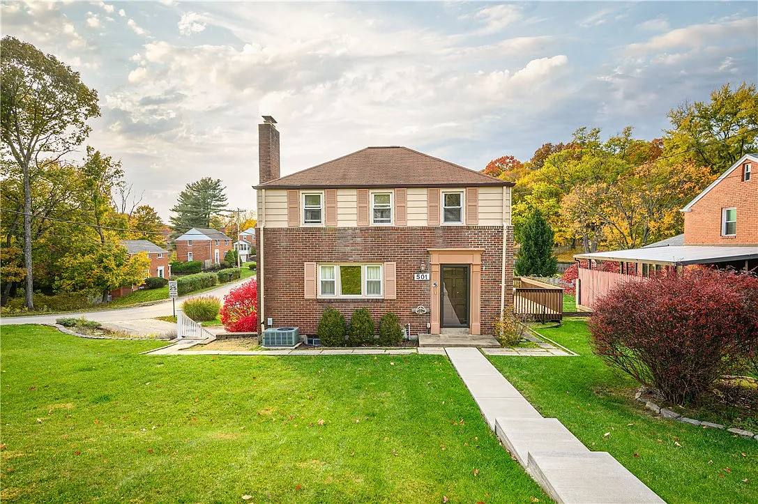 501 Sangree Rd photo 1