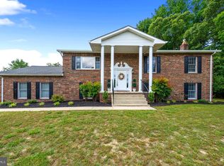 801 White Marsh Ct, Huntingtown, MD 20639