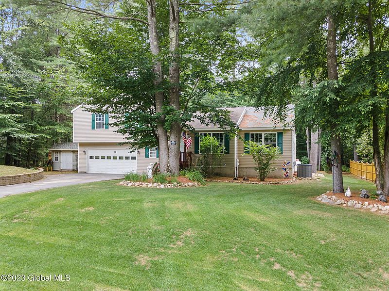 2nd image of 53 Locust Ridge Drive