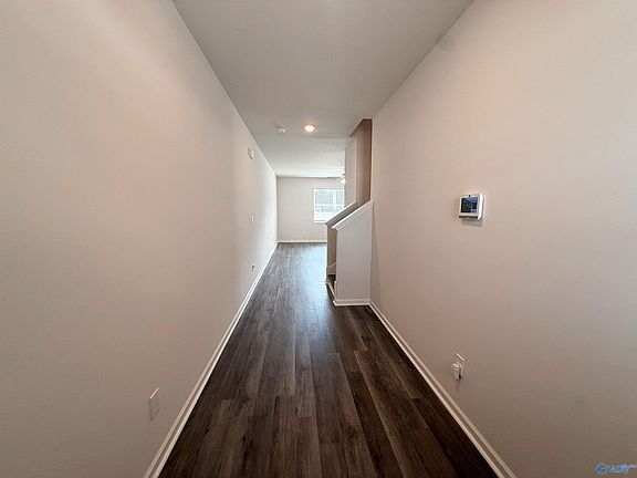 3rd image of 165 Maple Spring Trl
