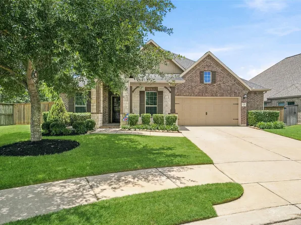 2126 Cinnamon Teal Cir, Brookshire, TX 77423