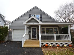 125 Brookfield Rd, Rochester, NY 14610