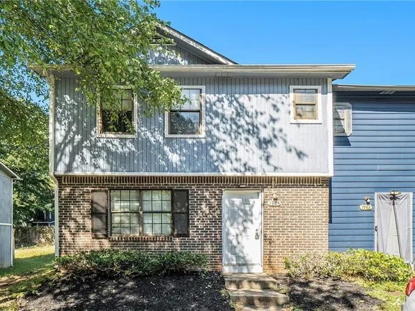 1984 Padgett Dr, Austell, GA 30106